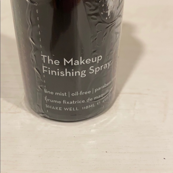 Finishing spray - Picture 2 of 3